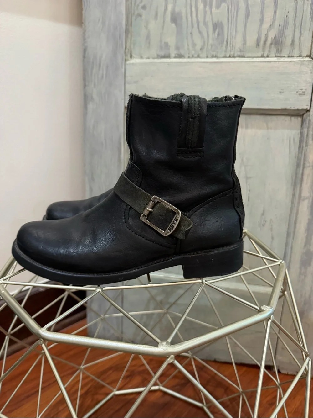 FRYE Women's Ankle Boots Vicky Artisan Back-Zip Size 9 Black Shoes